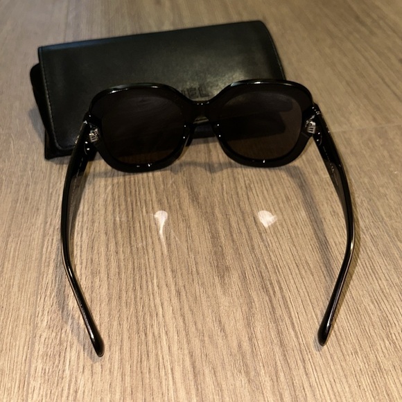 Chanel rounded square sunglasses with metal design main image 11